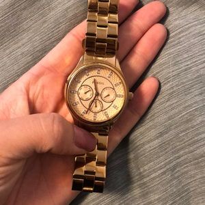 Rose gold fossil watch